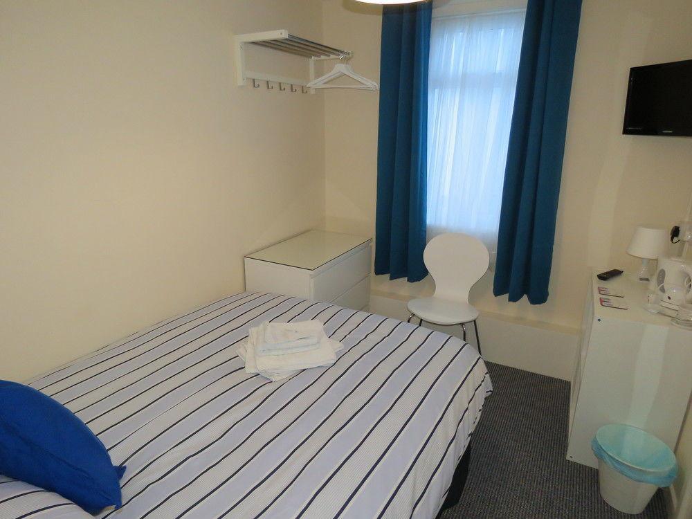 The Coast Bed & Breakfast Blackpool Exterior photo